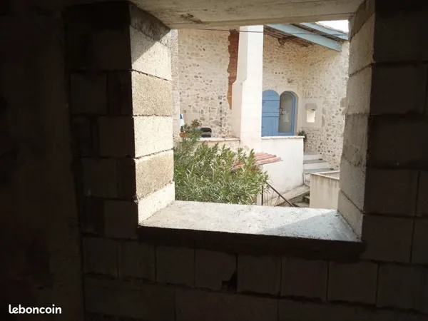 Location 3 pces 75 M2 environ a 3 mn de donzère