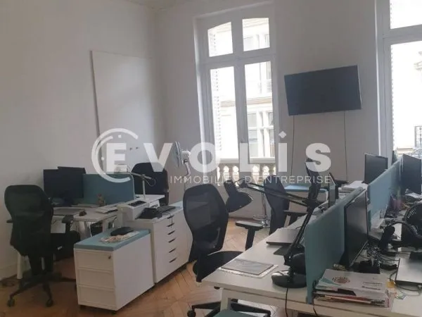 Bureaux 350 m²