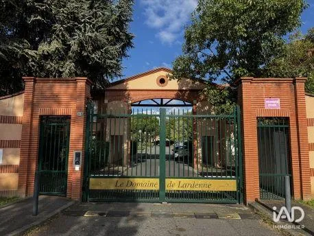 Parking 12 m²