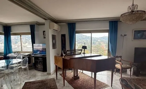 Appartement 5 pièces 158 m²
