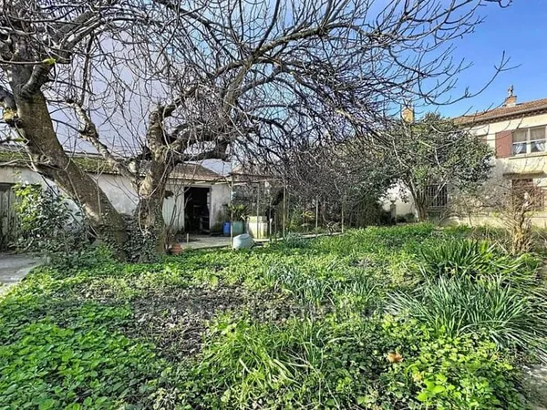 Immeuble 8 pièces 182 m²