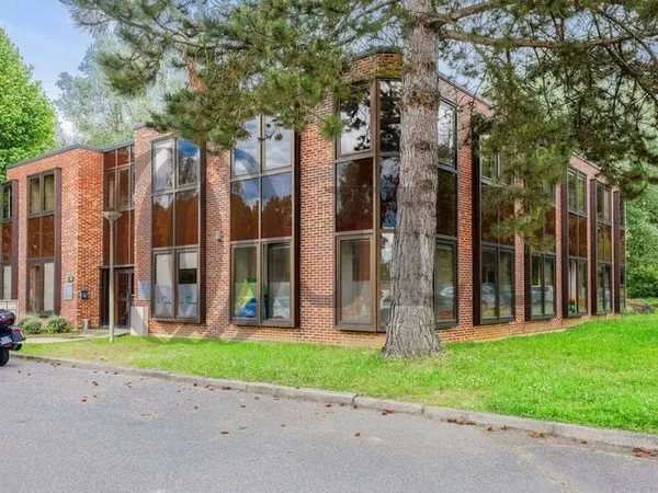 Bureau 423 m²