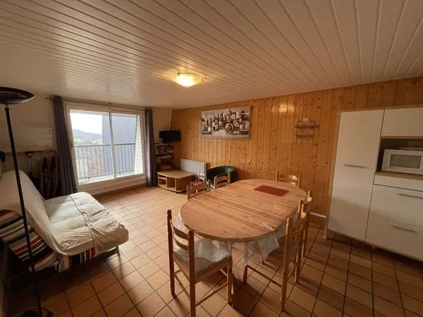 'SOUS COMPROMIS' T3 BALCON RÉSIDENCE ALTITUDE 1500