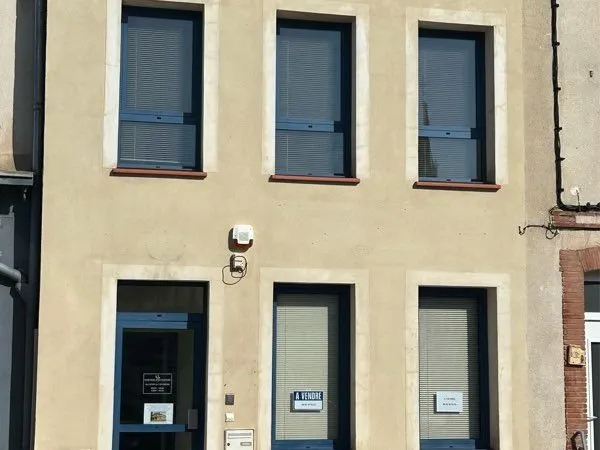 IMMEUBLE HYPER CENTRE VILLE 162m2-CLIM ET TOITURE NEUVE