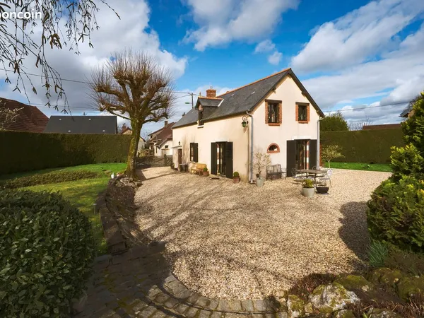 Longères 114 m2 avec avec grange et grand terrain arboré-Achères-245 000