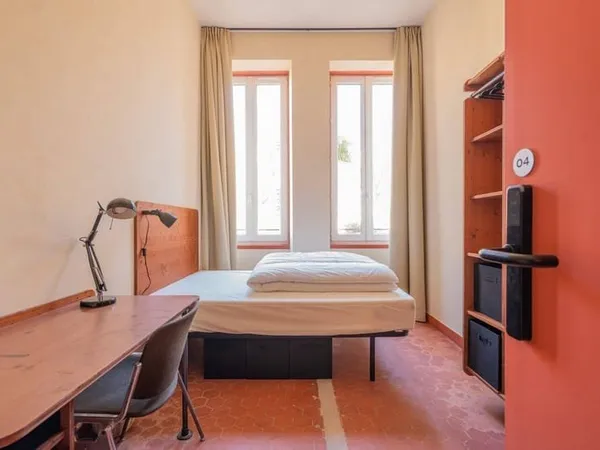 Maison 10 pièces 240 m²