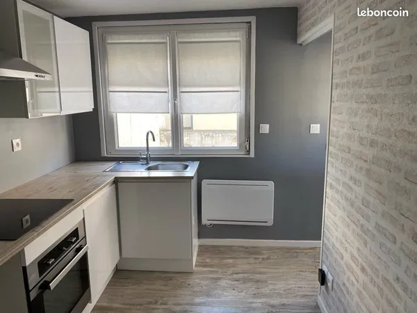 Maison 4 pièces à Villeneuve-Saint-Germain - 75 m²