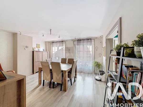 Maison 6 pièces 186 m²