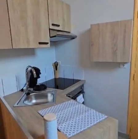 Studio 1 pièce 18 m²
