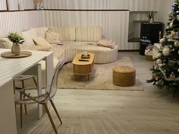 Maison 2 pièces 111 m²