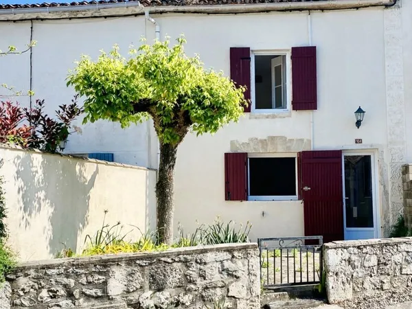 Maison de village rénovée 72m2 - 2 chambres
