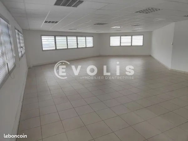 Bureaux 209 m²