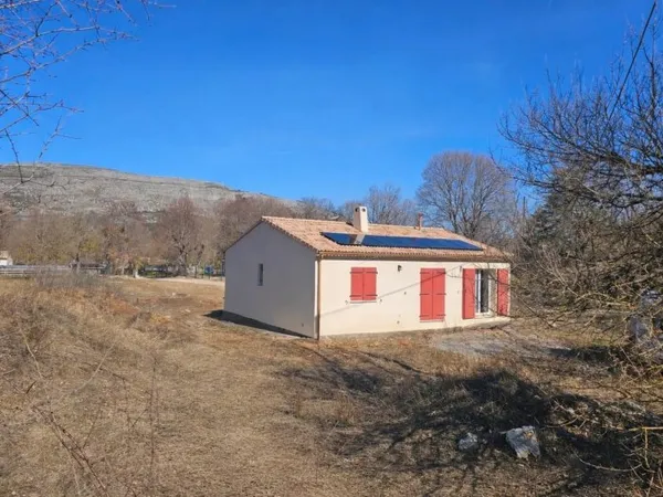 Caussols : Maison neuve de plain-pied au calme