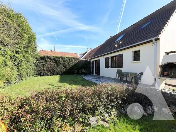 Maison 6 pièces, 4 chambres - Quartier calme