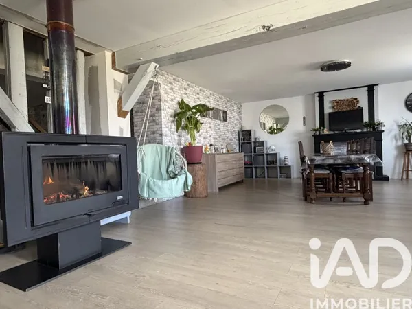 Maison 7 pièces 208 m²