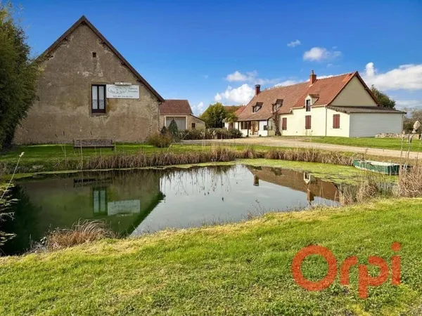 Maison 6 pièces 240 m²