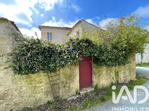 Maison 10 pièces 275 m²