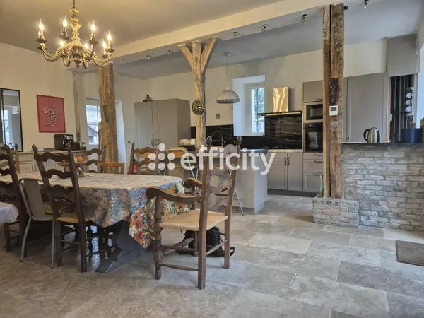 Maison 8 pièces 180 m²