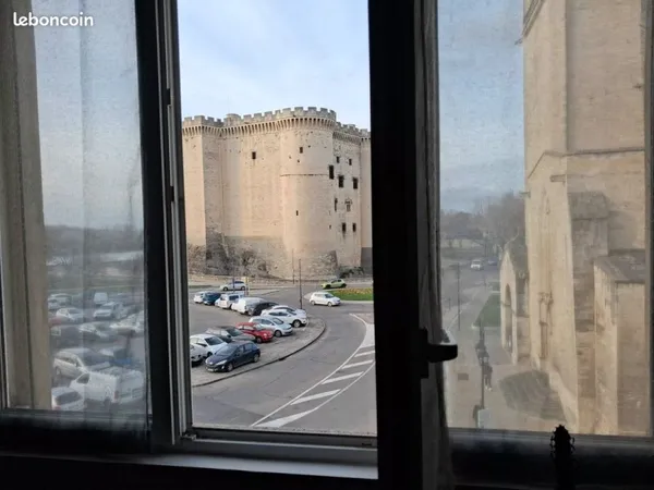 Appartement 73 m² - 2 chambres - Résidence calme - Cave + Parking gratuit - 128 000