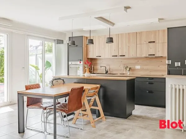 NANTES ST DONATIEN - Grand appartement T3, avec terrasse, parking et caves