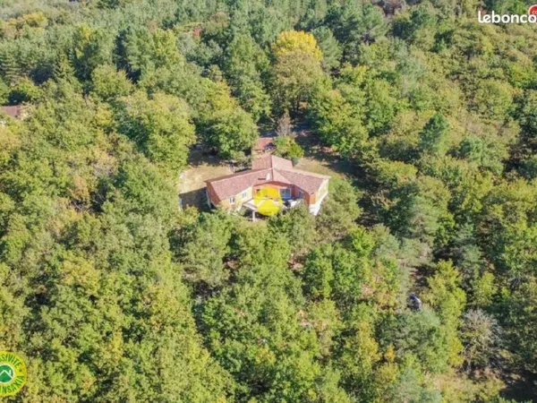 Maison 6 pièces 153 m²