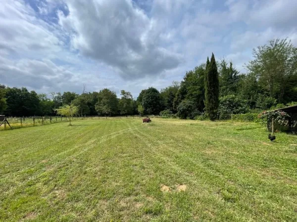 Terrain 4134 m²