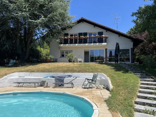 Maison à vendre, Vétraz-Monthoux, 237 m2 + terrain de 1764 m2