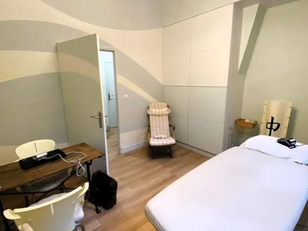 LOCAL PROFESSIONNEL 13 M2, BORDEAUX HYPERCENTRE