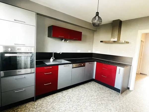 Grand appartement T3 avec garage bas Montchapet