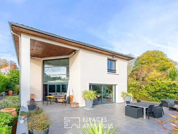 Maison contemporaine et familiale aux volumes exceptionnels
