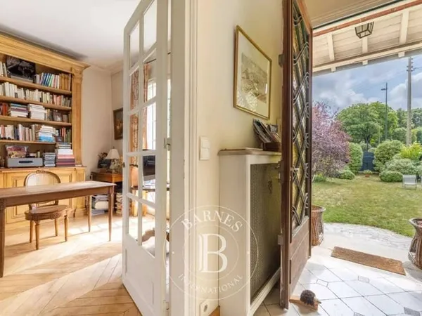 Maison 6 pièces 185 m²