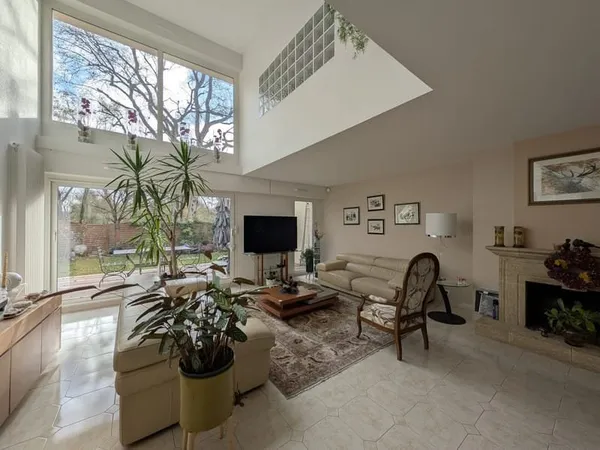 Elégante maison de 155 m² donnant sur le parc de Coudrays