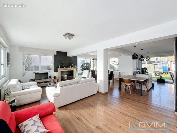Maison 5 pièces 206 m²