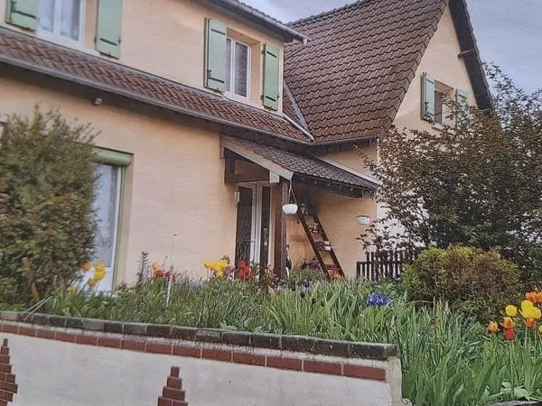 Maison 8 pièces 183 m²