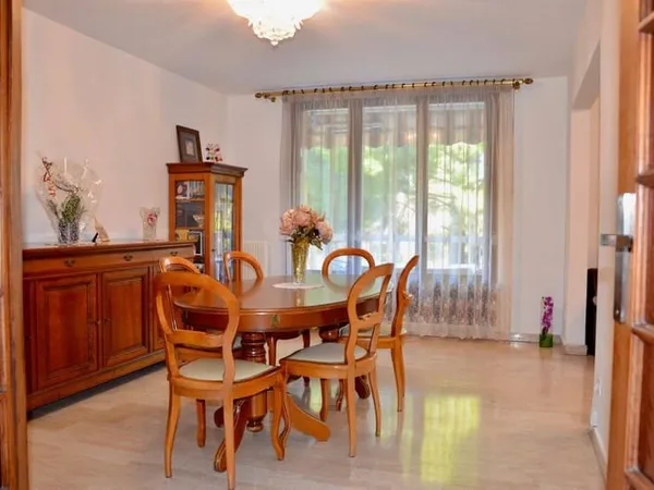 Appartement 4 pièces 77 m²