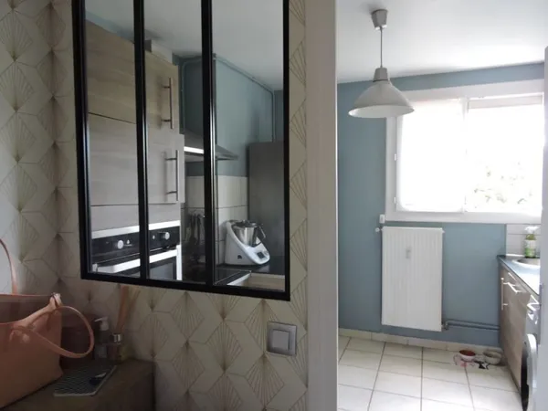 APPARTEMENT F3 PROCHE CENTRE VILLE