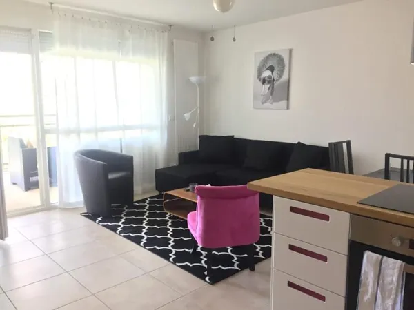 Appartement - 2ème étage - 67,22 m2 - 3 pièces meublé