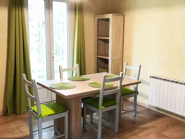 Jolie maison meublée avec jardin