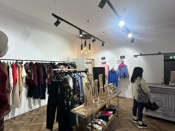 Local commercial 80 m²