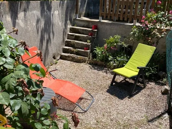 Maison de village 60 metres carré 4 piéces sur 3 niveaux