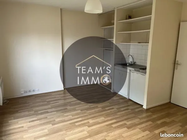 Studio 1 pièce 23 m²