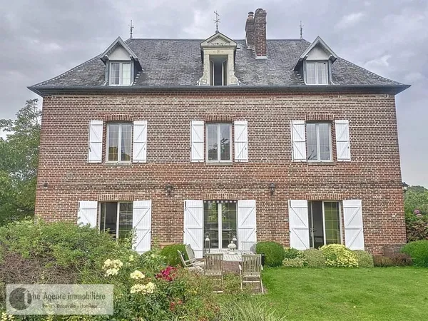 Maison 14 pièces 355 m²