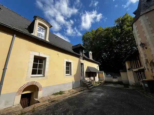 Maison Seiches Sur Le Loir 5 pièce(s)