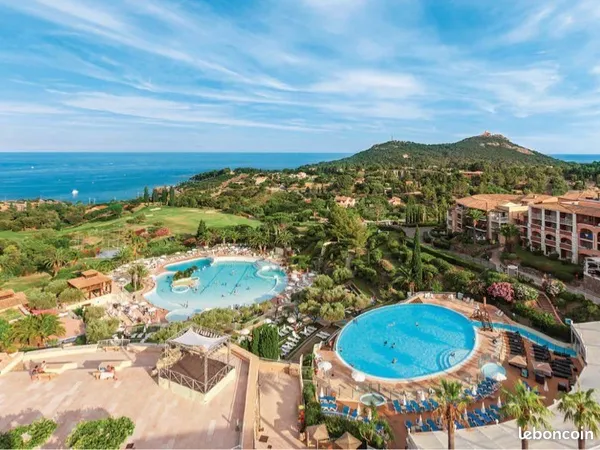 Location durée 8 mois- mi-septembre 2026 à mi-mai 2027appartement Cap Esterel