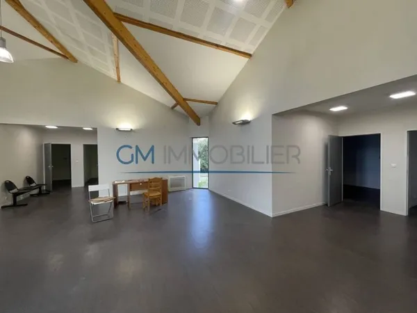 Bureau 26 m²