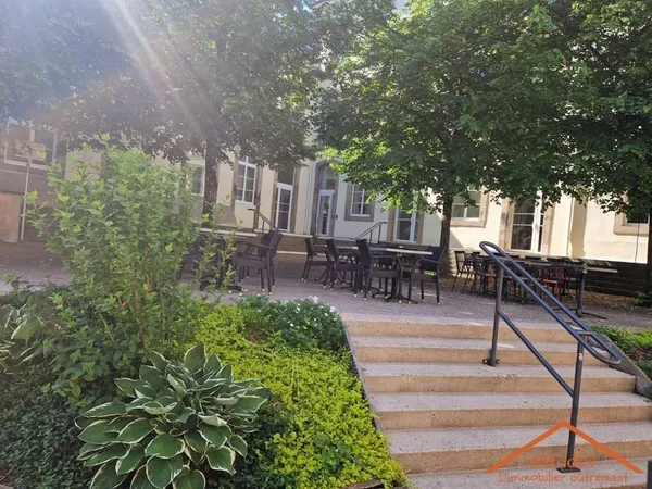 Local commercial 109 m²