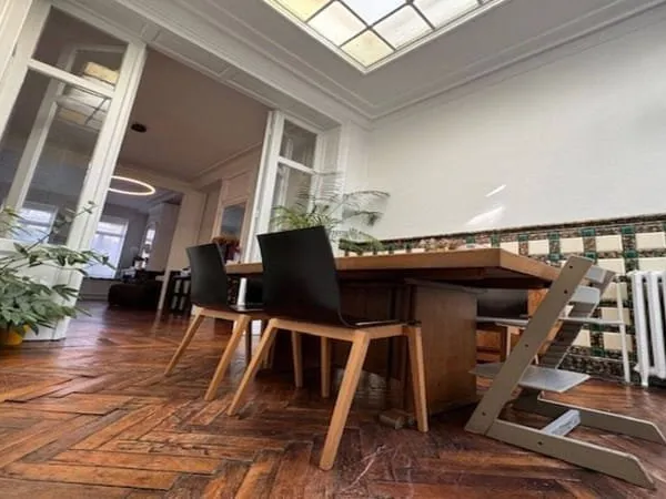 Maison 6 pièces 198 m²