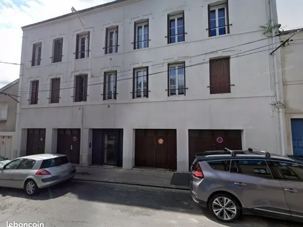 à louer - garage pour VL en centre-ville EPERNAY