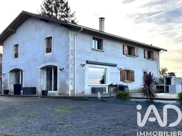 Maison 7 pièces 229 m²