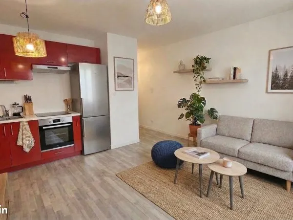 T2 rénové hypercentre Bourg-en-Bresse